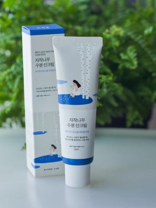 Round Lab Birch Juice Moisturizing Sunscreen — 5점을 준 리뷰어가 2024년 5월 올린 사용 사진