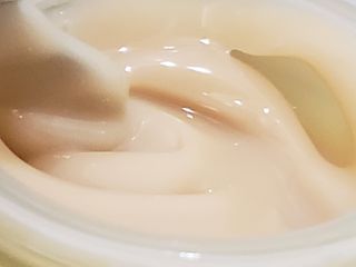 VELY VELY Artemisia Return Cream — 5점을 준 리뷰어가 2021년 4월 올린 사용 사진