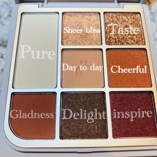 하트퍼센트 Heart Percent Dote on Mood Eye Palette VERMILION FACET — 5점을 준 리뷰어가 2021년 11월 올린 사용 사진