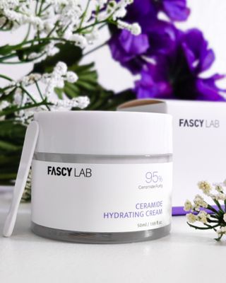 파시랩 USA_[FASCY LAB] 세라마이드 하이드레이팅 크림 — 5점을 준 리뷰어가 2021년 10월 올린 사용 사진