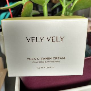 VELY VELY Yuja C-tamin Cream — 4점을 준 리뷰어가 2021년 4월 올린 사용 사진
