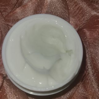 [Vegan] Pink Collagen Cream — 5점을 준 리뷰어가 2022년 3월 올린 사용 사진