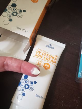 트리티스 US [TREATIS] UV Defence Sun Cream PA+++ / SPF50+ — 5점을 준 리뷰어가 2021년 3월 올린 사용 사진