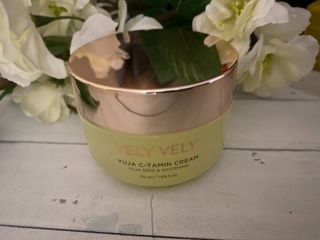 VELY VELY Yuja C-tamin Cream — 5점을 준 리뷰어가 2021년 4월 올린 사용 사진