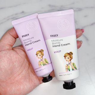 파시 FASCY 高保湿ハンドクリーム40ml+80ml セット — 4.5점을 준 리뷰어가 2021년 9월 올린 사용 사진