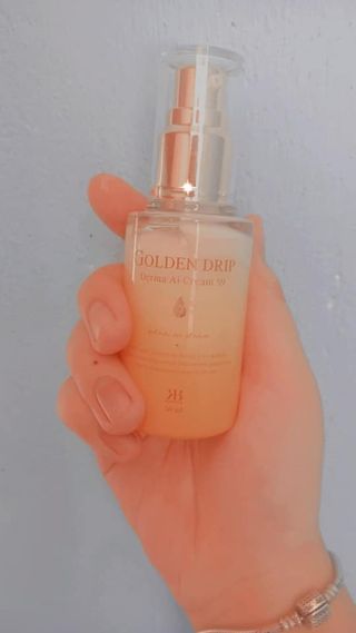 레베코코 골든드립 더마 AI 크림 59 Vietnam — 4점을 준 리뷰어가 2021년 8월 올린 사용 사진