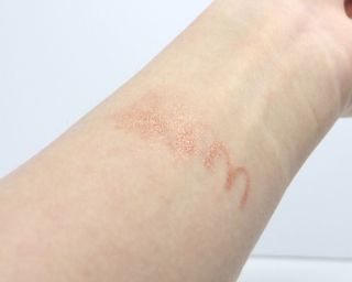 씨스터앤 시스터언 워터프루프 연필 아이라이너 — 5점을 준 리뷰어가 2022년 1월 올린 사용 사진