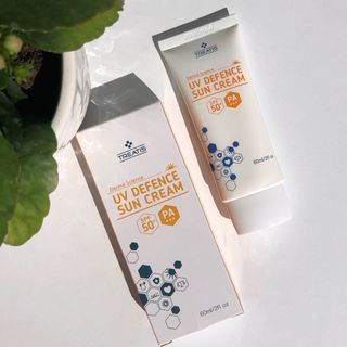 트리티스 US [TREATIS] UV Defence Sun Cream PA+++ / SPF50+ — 5점을 준 리뷰어가 2021년 3월 올린 사용 사진