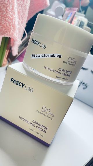 파시랩 USA_[FASCY LAB] 세라마이드 하이드레이팅 크림 — 5점을 준 리뷰어가 2021년 9월 올린 사용 사진
