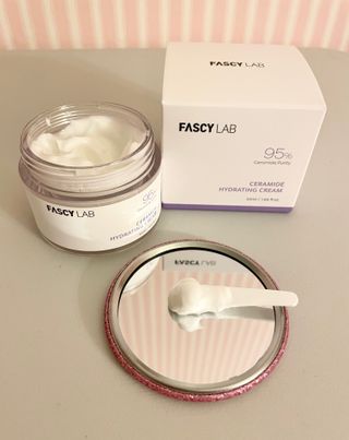 파시랩 USA_[FASCY LAB] 세라마이드 하이드레이팅 크림 — 5점을 준 리뷰어가 2022년 1월 올린 사용 사진