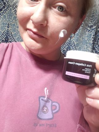 [Vegan] Pink Collagen Cream — 3.5점을 준 리뷰어가 2022년 3월 올린 사용 사진