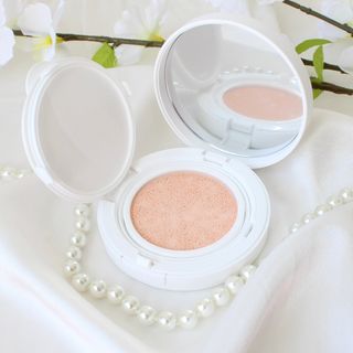 TONEfitSUN 쿠션 12g 비건 톤업 선쿠션 한국산 SPF 50+/ PA++++ — 5점을 준 리뷰어가 2023년 2월 올린 사용 사진