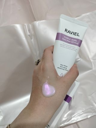 라비엘 RAVIEL 퍼플 쥬얼 클린 필 오프 팩, 마일드 블랙헤드 리무버, 4.1 fl oz(120ml) — 3점을 준 리뷰어가 2023년 4월 올린 사용 사진