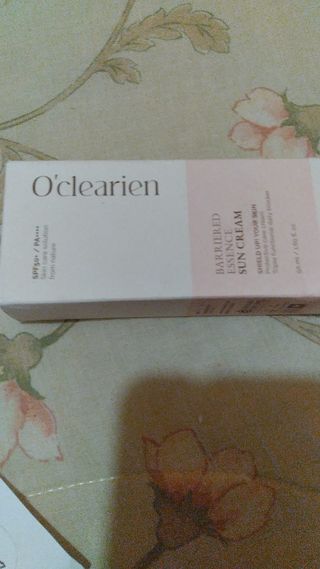 오클리앙 Oclearien Barriered Essence Sun Cream — 5점을 준 리뷰어가 2023년 2월 올린 사용 사진
