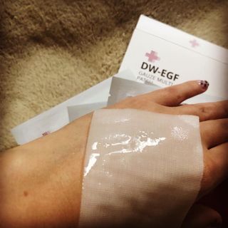 이지듀 DW-EGF 멀티 페이셜 시트 마스크 - 0.53 FL OZ 4EA — 5점을 준 리뷰어가 2021년 8월 올린 사용 사진
