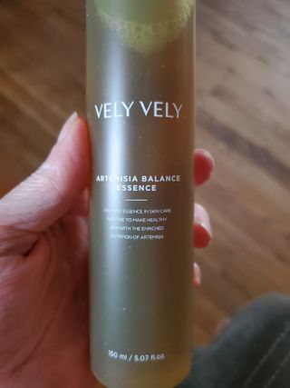 VELY VELY Artemisia Balance Essence — 5점을 준 리뷰어가 2021년 3월 올린 사용 사진