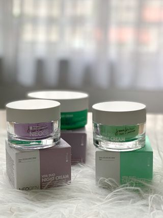 네오젠 비타 듀오 데이 나이트 크림 세트(100g) + 데이 크림(50g) + 나이트 크림(50g) — 5점을 준 리뷰어가 2022년 8월 올린 사용 사진