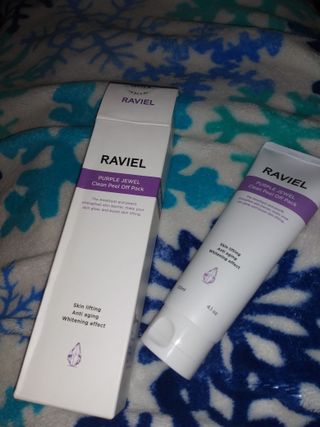 라비엘 RAVIEL 퍼플 쥬얼 클린 필 오프 팩, 마일드 블랙헤드 리무버, 4.1 fl oz(120ml) — 5점을 준 리뷰어가 2022년 10월 올린 사용 사진
