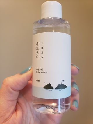라운드 랩 1025 독도 토너 100ml — 5점을 준 리뷰어가 2021년 2월 올린 사용 사진