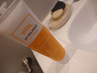 [THE SKIN HOUSE] Vital pH Balance Gel Cleanser — 5점을 준 리뷰어가 2022년 2월 올린 사용 사진