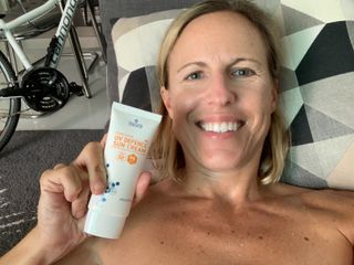 트리티스 US [TREATIS] UV Defence Sun Cream PA+++ / SPF50+ — 5점을 준 리뷰어가 2021년 4월 올린 사용 사진