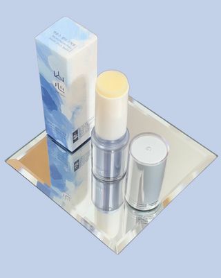 산심 명연수 멀티 스틱 밤 0.38oz 수분 스틱 집중 주름 케어 — 5점을 준 리뷰어가 2022년 11월 올린 사용 사진