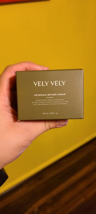 VELY VELY Artemisia Return Cream — 5점을 준 리뷰어가 2021년 4월 올린 사용 사진