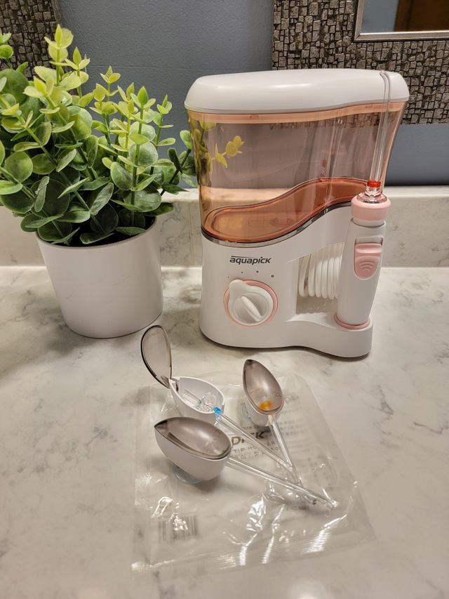 Aquapick AQ-350 물 Flosser 전기 치과 수조 치아 용 전문 구강 세정기 리뷰 사진