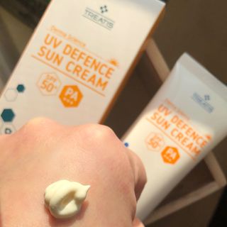 트리티스 US [TREATIS] UV Defence Sun Cream PA+++ / SPF50+ — 5점을 준 리뷰어가 2021년 3월 올린 사용 사진