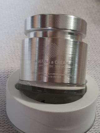 CRE8SKIN(크리에이트스킨) 화사한크림 — 5점을 준 리뷰어가 2022년 4월 올린 사용 사진