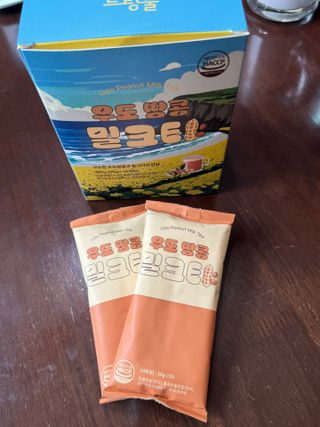 느랑풀 USA_ [neurangpul] JEJU UDO PEANUT MILKTEA 30g*10 — 3점을 준 리뷰어가 2025년 7월 올린 사용 사진