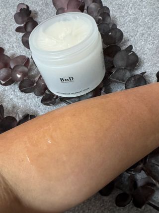 비엔디 2나우[ENG]BnD Body Wrinkle Repair Butt premium — 5점을 준 리뷰어가 2024년 12월 올린 사용 사진