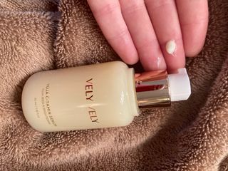 VELY VELY Yuja C-Tamin Serum — 5점을 준 리뷰어가 2021년 4월 올린 사용 사진