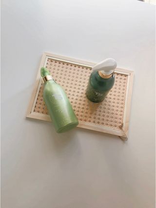 ゴールドプラスセット(シャンプー500g x 1ea/トリートメント500ml X 1ea) — 4점을 준 리뷰어가 2023년 3월 올린 사용 사진