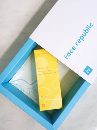 페이스리퍼블릭 페이스 리퍼블릭 비타 캡슐 루미너스 세럼_sg — 5점을 준 리뷰어가 2021년 11월 올린 사용 사진