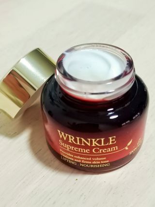 [The Skin House] Wrinkle Supreme Cream — 5점을 준 리뷰어가 2023년 1월 올린 사용 사진