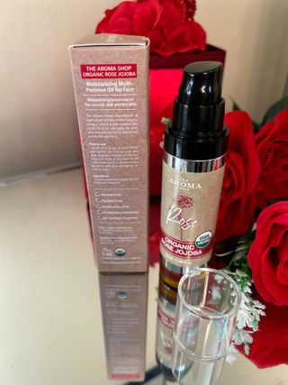 더아로마샵 오가닉 로즈 호호바 오일 50ml — 5점을 준 리뷰어가 2023년 2월 올린 사용 사진