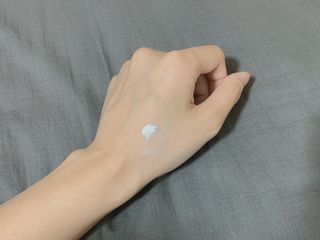 메타포레 12PM  카밍 선스크린 — 5점을 준 리뷰어가 2021년 7월 올린 사용 사진