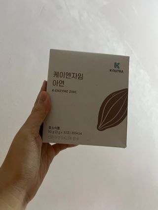 [쿠누트라] K・ENZYME 아연 카카오/3gx30 파우더 스틱 — 5점을 준 리뷰어가 2022년 7월 올린 사용 사진