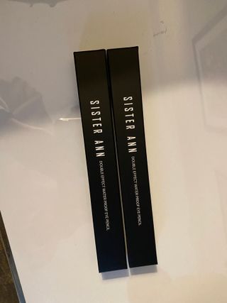 씨스터앤 시스터앤 더블이펙트 워터프루프 아이펜슬_미국 — 5점을 준 리뷰어가 2022년 1월 올린 사용 사진