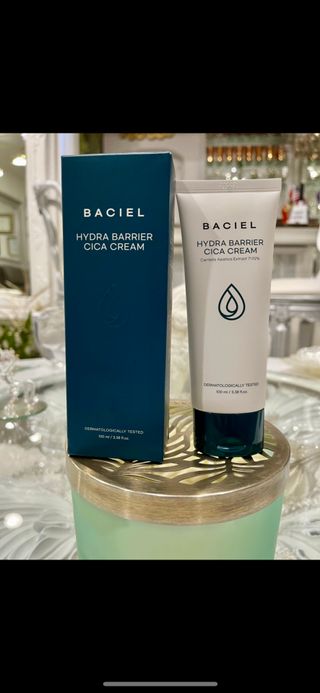 바시엘 BACIEL 바시엘 하이드라 베리어 시카 크림 — 5점을 준 리뷰어가 2021년 5월 올린 사용 사진