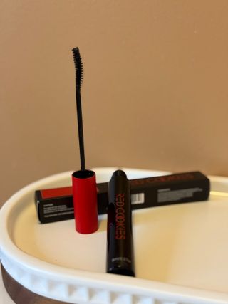 RED COOKIES Beaurer Curl Mascara Black Color Water-proof Smudge-proof Macara — 5점을 준 리뷰어가 2025년 1월 올린 사용 사진