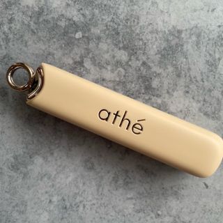 ATHE AUTHENTIC AIRY LIP BALM / 비건립밤 / 어센틱립밤 / 에어리립밤 (수정 요청) — 4.5점을 준 리뷰어가 2022년 8월 올린 사용 사진