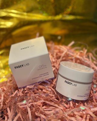 파시랩 USA_[FASCY LAB] 세라마이드 하이드레이팅 크림 — 4.5점을 준 리뷰어가 2022년 1월 올린 사용 사진