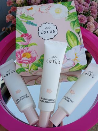 더 퓨어 로터스 제주 식물 선크림 / 제주 연잎 &amp; 동백 미스트 / 순수한 연꽃 어메니티 세트 — 4점을 준 리뷰어가 2022년 9월 올린 사용 사진