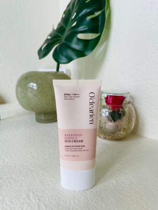 오클리앙 Oclearien Barriered Essence Sun Cream — 5점을 준 리뷰어가 2023년 3월 올린 사용 사진