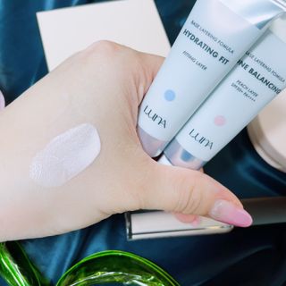 【AK BEAUTY 공식】 도자기 피부 만들기 올인원 베이스 세트 — 5점을 준 리뷰어가 2022년 10월 올린 사용 사진
