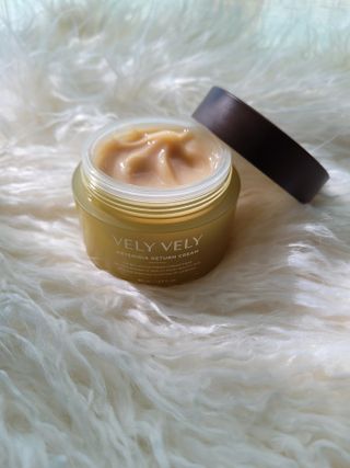 VELY VELY Artemisia Return Cream — 5점을 준 리뷰어가 2021년 4월 올린 사용 사진
