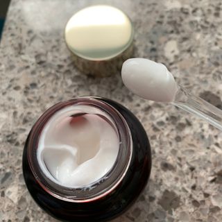 [The Skin House] Wrinkle Supreme Cream — 4점을 준 리뷰어가 2022년 11월 올린 사용 사진