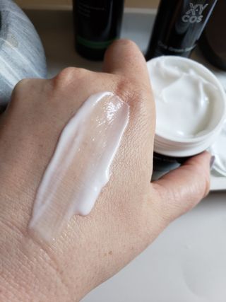 Cica Green Line [Toner, Serum, Cream] — 4점을 준 리뷰어가 2021년 9월 올린 사용 사진